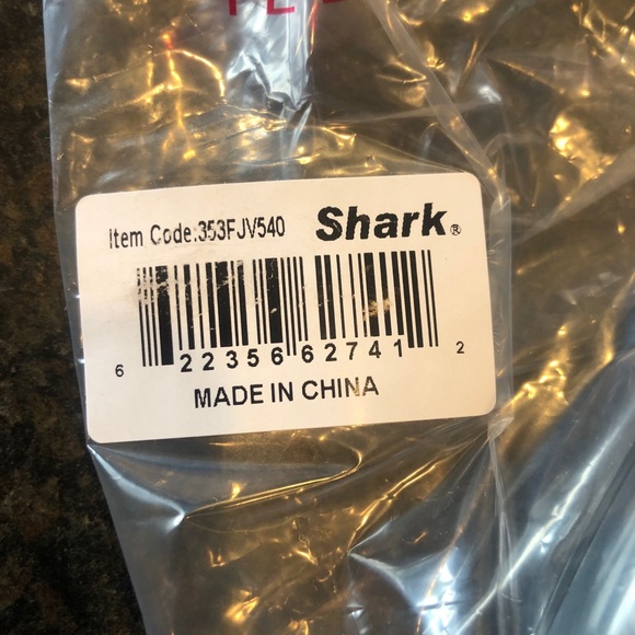 Shark Navigator Lift-Away Hose & Handle Replacement, Models UV540 & UV500WM - Picture 3 of 5